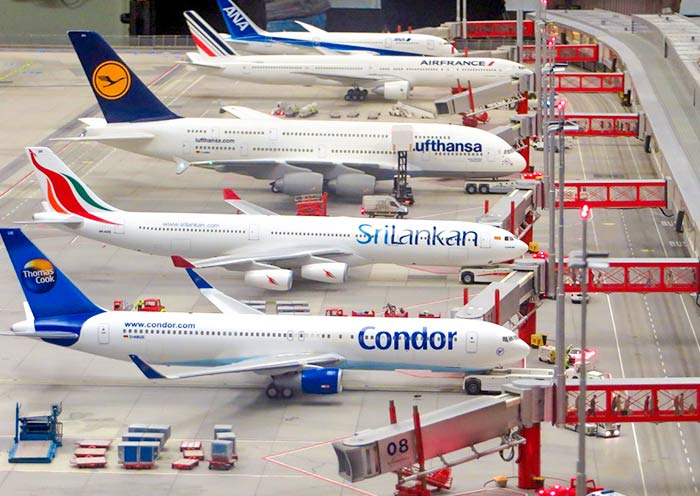 班達拉奈克國際機場 班達拉奈克國際機場