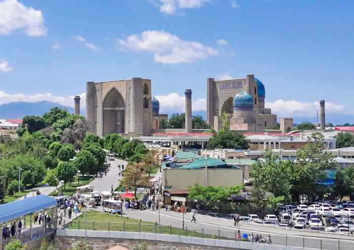 比比·哈內姆清真寺 比比·哈內姆清真寺