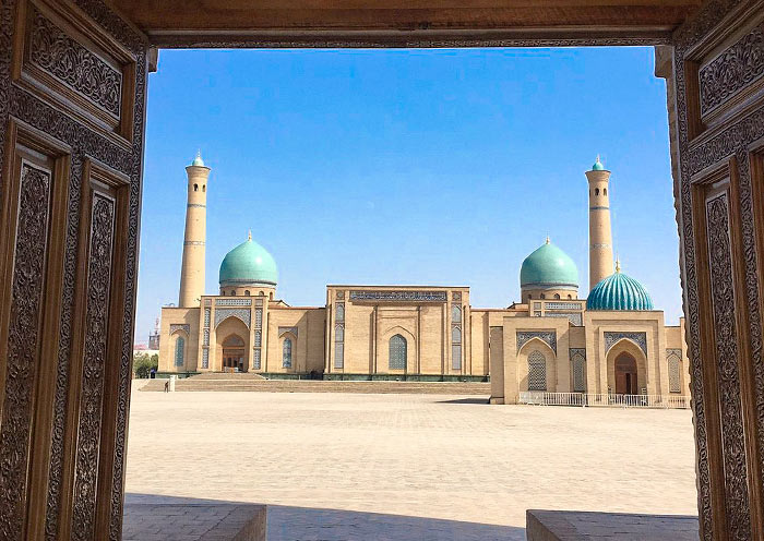 哈茲拉提伊瑪目廣場 哈茲拉提伊瑪目廣場