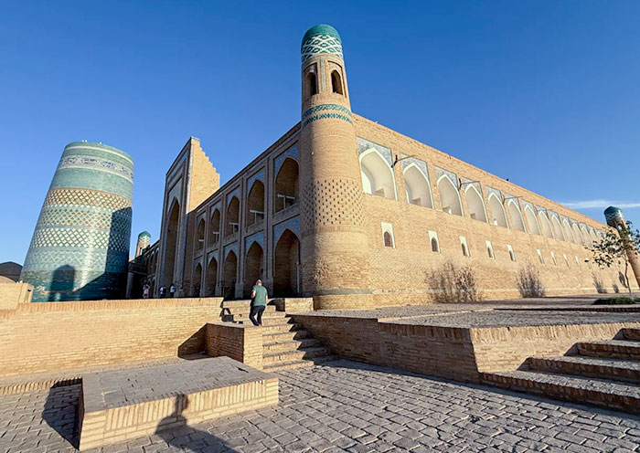 帕赫拉萬·馬赫穆德陵墓 帕赫拉萬·馬赫穆德陵墓